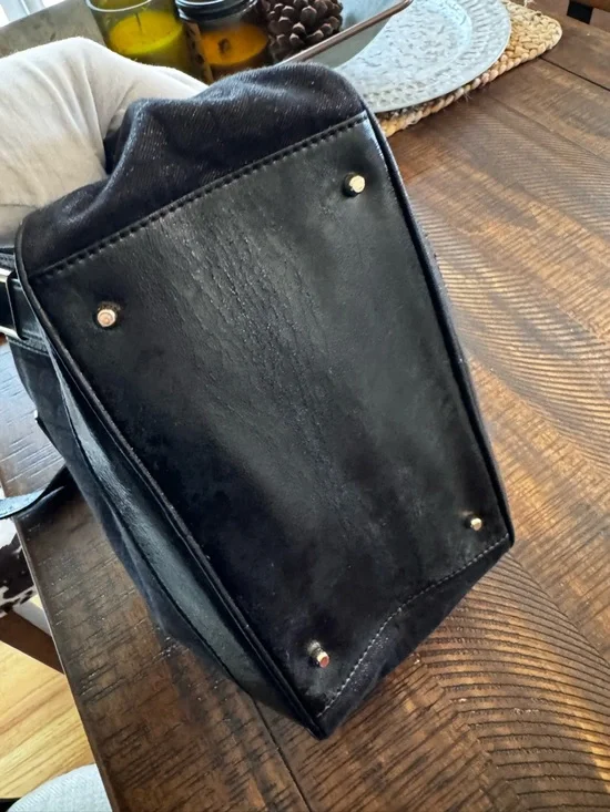 Kate Spade Jacquard &
Leather Shoulder Bag with Structured Designed preloved ❤️ - Picture 12 of 17